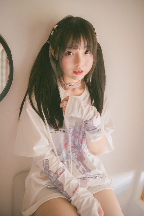 NO.002 午后的少女.jpg NO.002 午后的少女.jpg